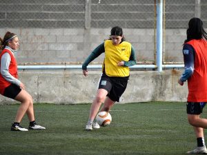 Río Gallegos concentra a la preselección femenina de fútbol que busca un lugar en los Juegos de la Araucanía