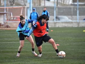 Río Gallegos concentra a la preselección femenina de fútbol que busca un lugar en los Juegos de la Araucanía
