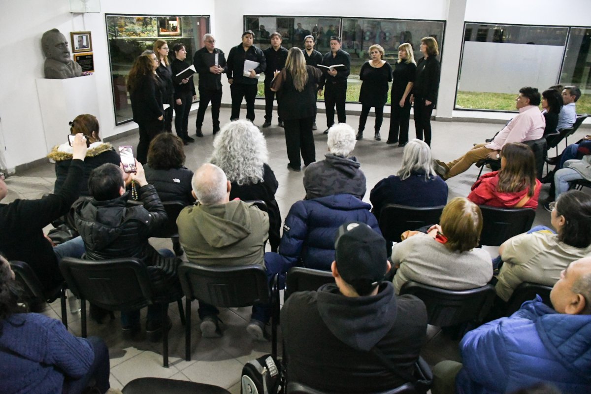 Cultura homenajeó a Hugo Giménez Agüero a 82 años de su nacimiento