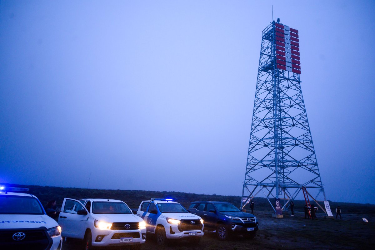 Después de 30 años sin inversiones, Punta Loyola recupera la navegación nocturna con una obra estratégica para la producción de Santa Cruz