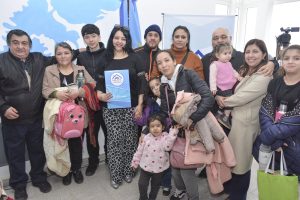 Con entrega de lotes, De La Torre cerró su exitosa etapa al frente del IDUV