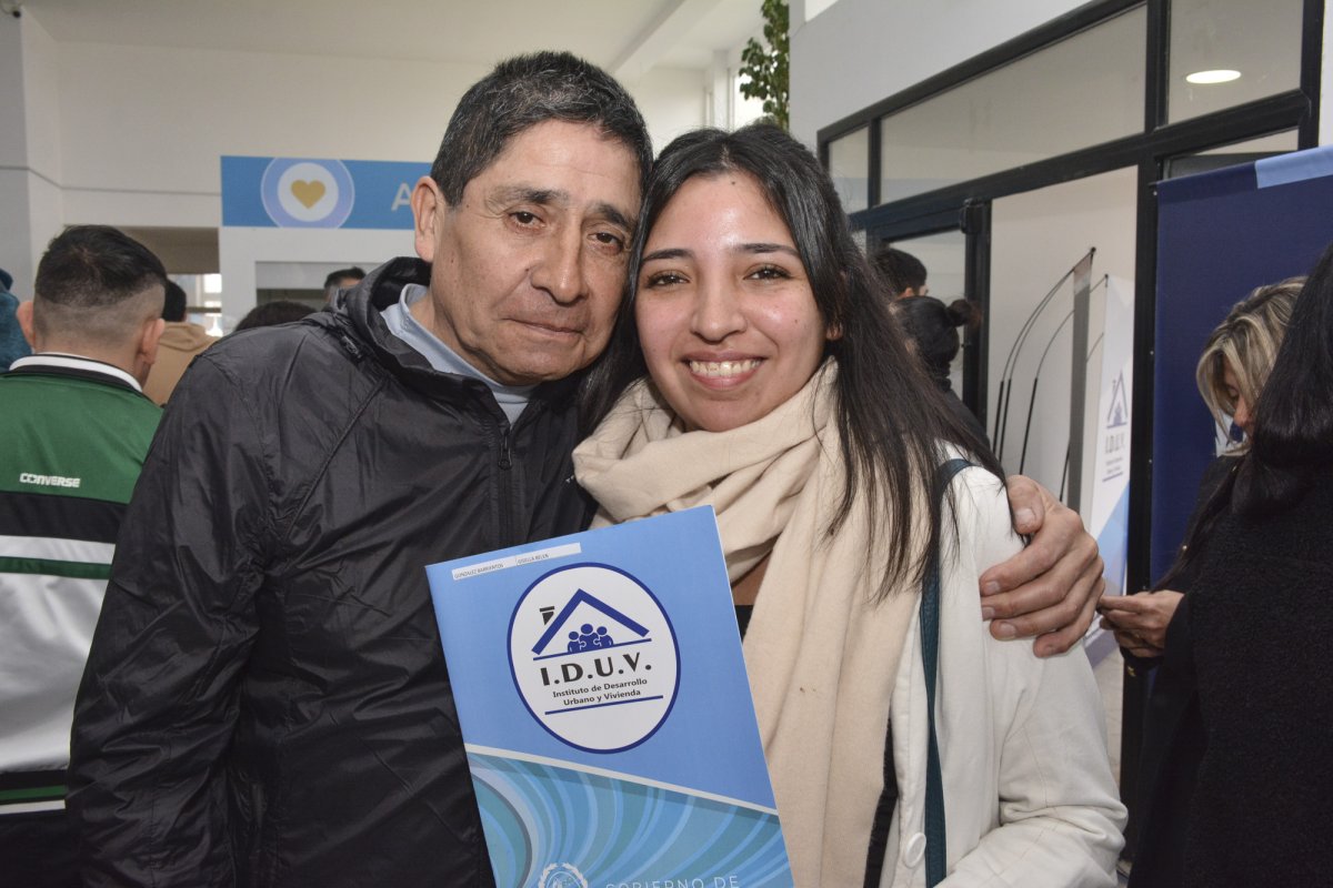 Después de años de espera, Gisella y Vanesa ya tienen un lugar donde empezar a construir su futuro