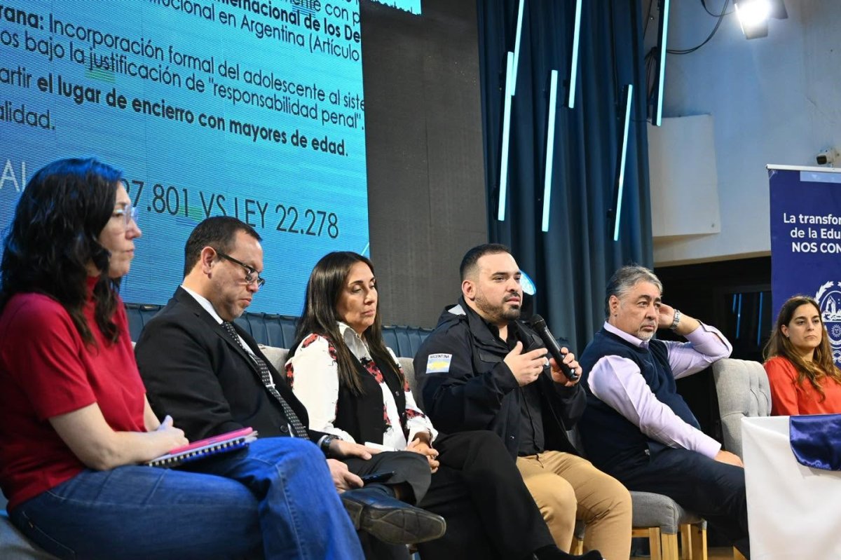 Jornada para informar y reflexionar junto a los jóvenes