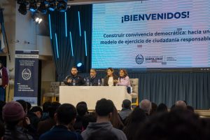 Más de 800 estudiantes participan del Encuentro Construyendo Convivencia Democrática
