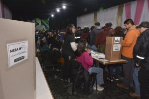 Empezó la elección, los afiliados de la Caja de Servicios Sociales eligen a sus representantes de los sectores activo y pasivo