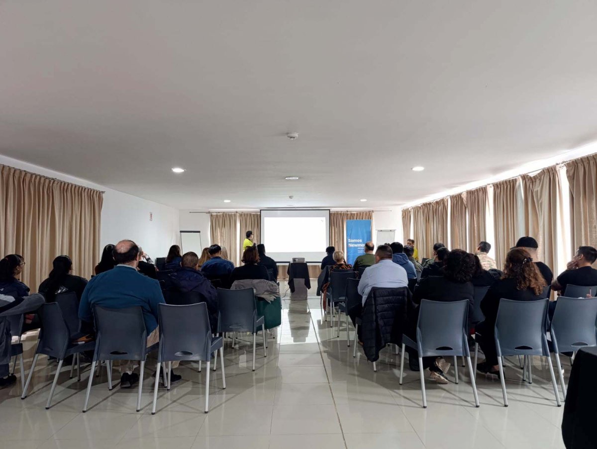 La Provincia participó del taller sobre Plan de Cierre de Minas en Perito Moreno