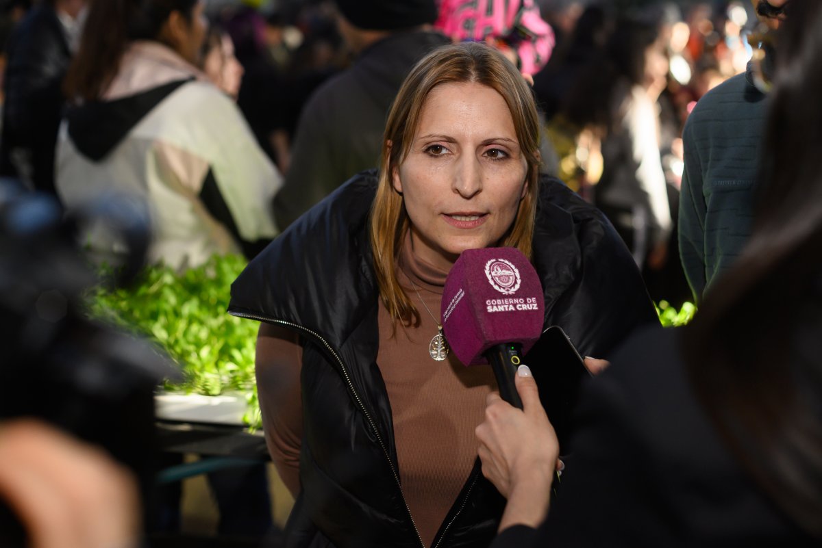 De la semilla a la cosecha: la hidroponía despertó la curiosidad de las familias