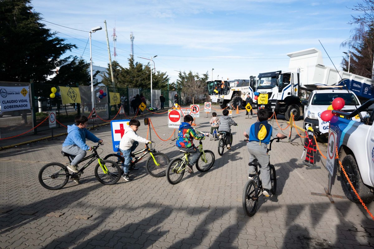 Vialidad Provincial participa de la jornada Aike Jugar con una propuesta educativa y recreativa para las familias
