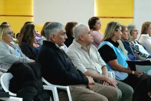 El Calafate: se presentaron y entregaron libros para fortalecer la alfabetización inicial