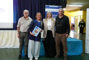 El Calafate: se presentaron y entregaron libros para fortalecer la alfabetización inicial