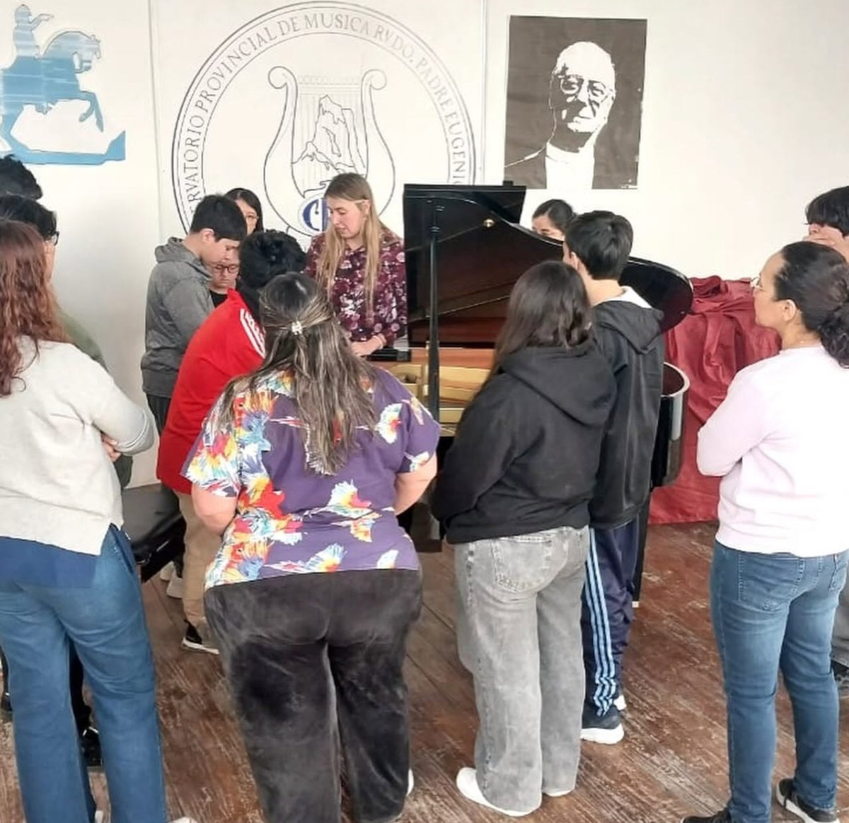 Estudiantes de la Escuela Especial Nº 14 visitaron el Conservatorio Provincial de Música