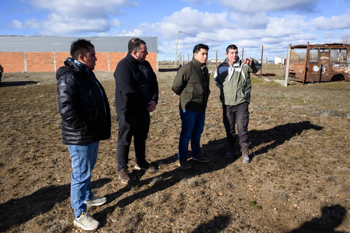 Santa Cruz entregará 16 canchas de césped sintético a clubes de toda la provincia