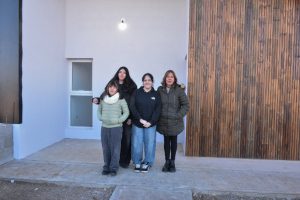 Después de más de 20 años de espera, familias de Río Gallegos cumplen el sueño de la casa propia