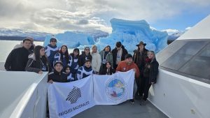 Estudiantes del CPES N° 30 de Tres Lagos realizaron la navegación educativa «Todo Glaciares»