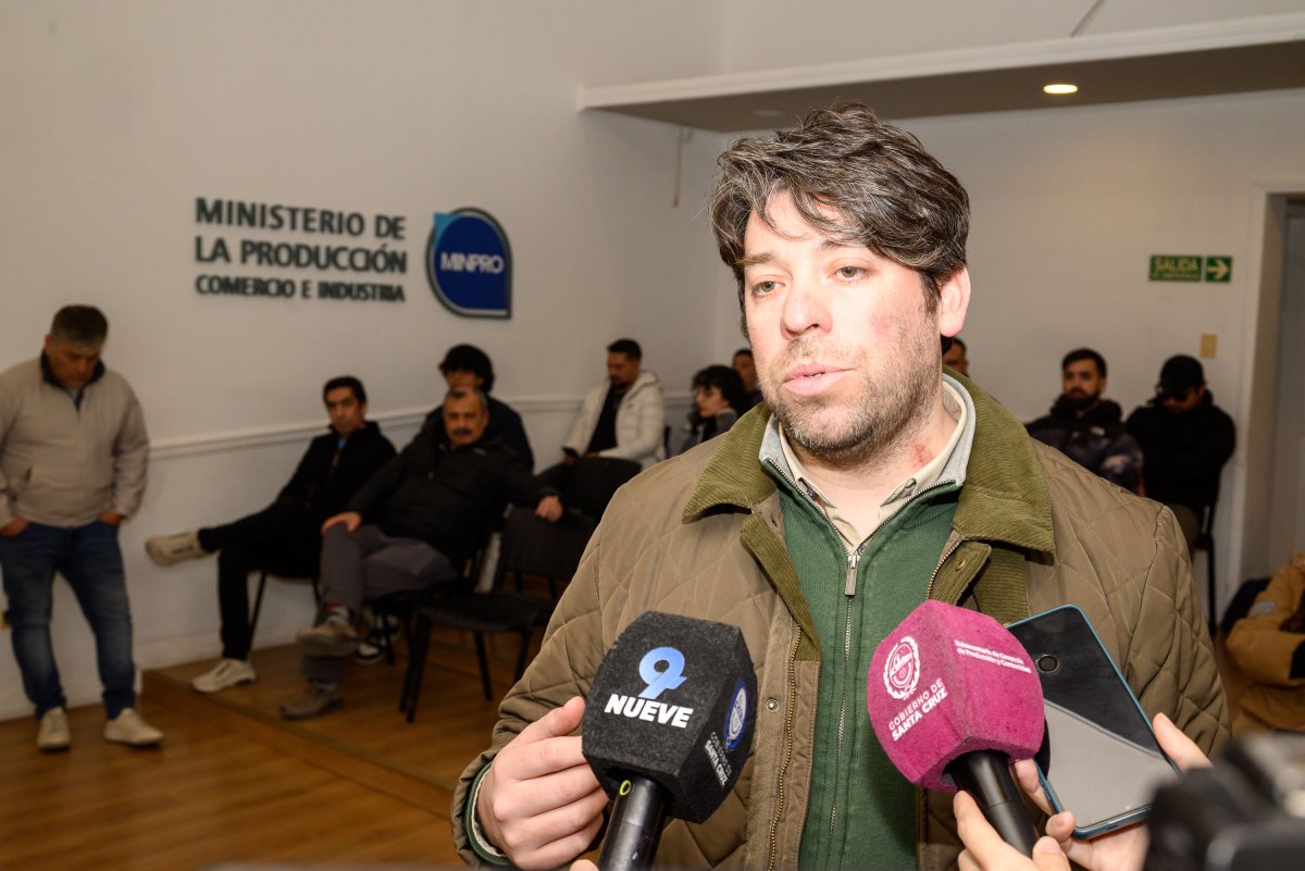 Río Gallegos: certifican a vecinos en capacitación de maquinaria pesada