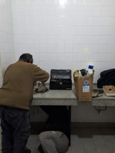 Nuevo operativo de mantenimiento en escuelas de Puerto Deseado y Tellier