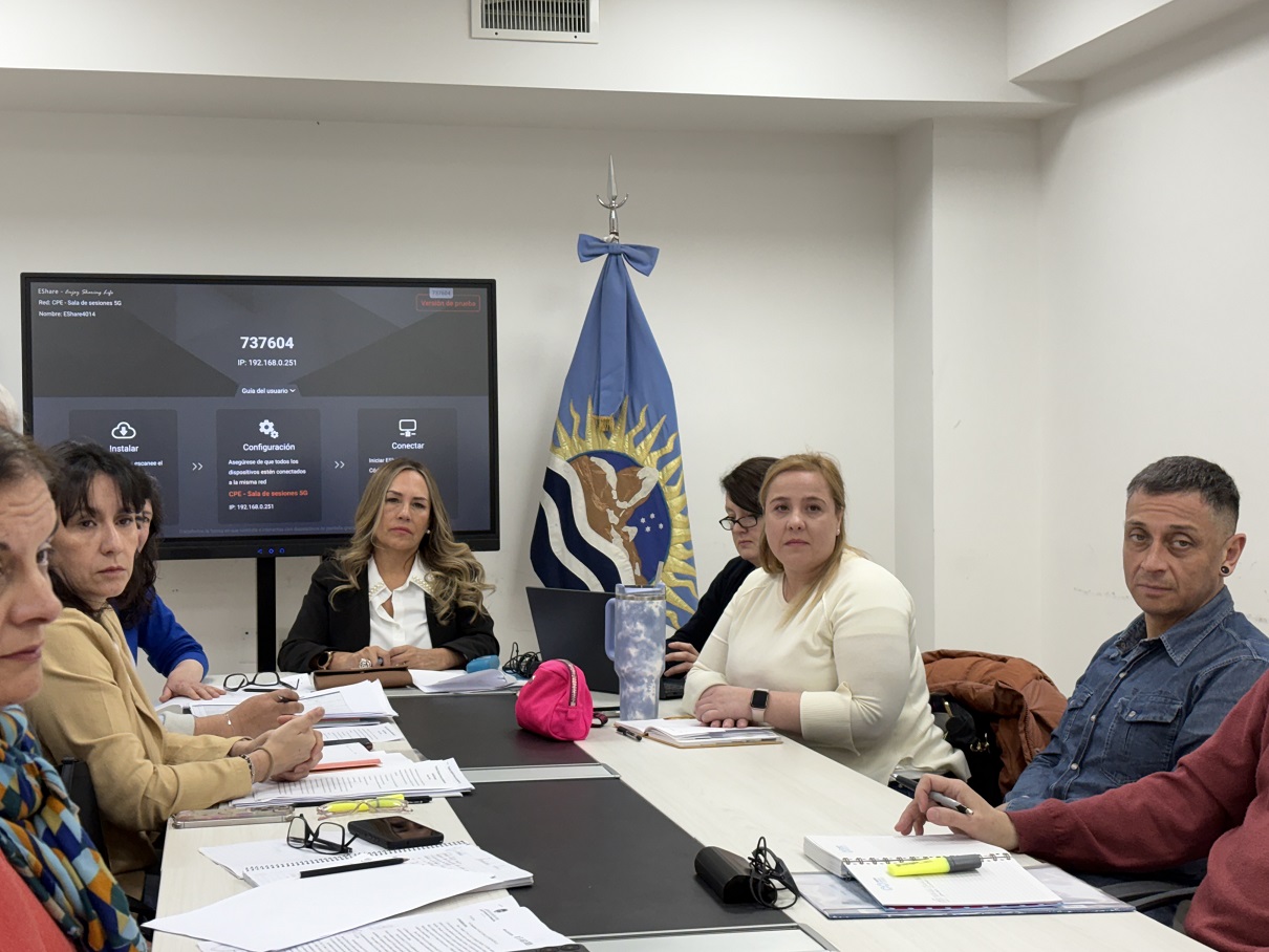 El Consejo Provincial de Educación elabora el reglamento interno y define su cronograma de trabajo