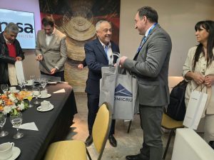 Santa Cruz fortalece la cooperación minera federal en Argentina Mining 2026 