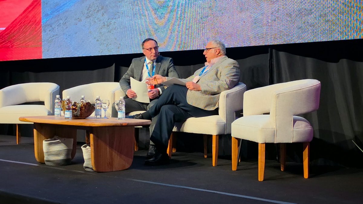 FOMICRUZ presentó su portfolio de proyectos y el potencial del Macizo del Deseado