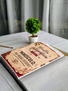 Puerto San Julián: Exposición fotográfica Minúsculos "Una mirada diferente" 