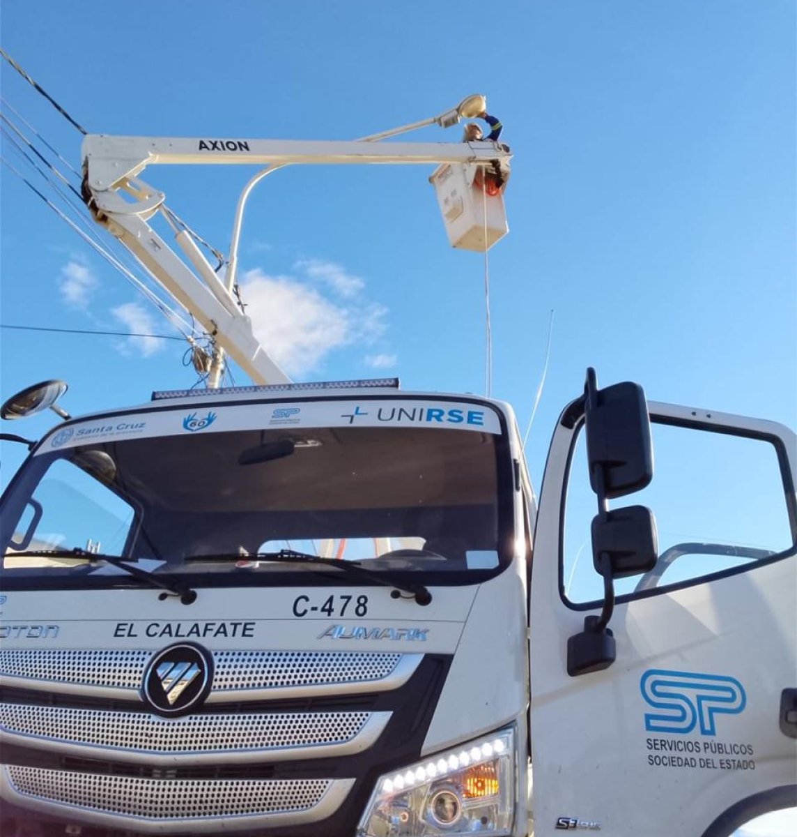 El Calafate se moderniza: el Gobierno de Claudio Vidal instaló más de 300 luminarias LED para potenciar la seguridad urbana