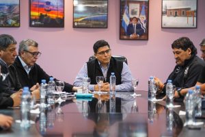 Santa Cruz impulsa la capacitación de 300 trabajadores para responder a las nuevas demandas de la industria