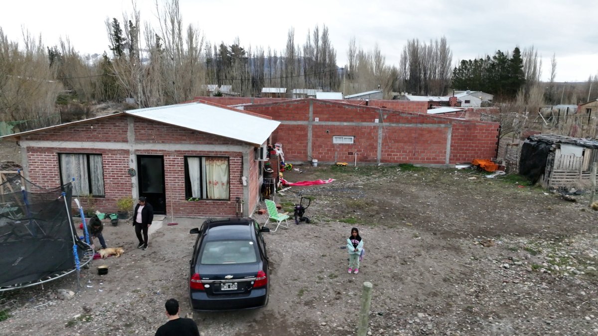 Tras años de espera, más de 50 familias de la ex Chacra Catrileo lograrán hacer la mensura de sus terrenos