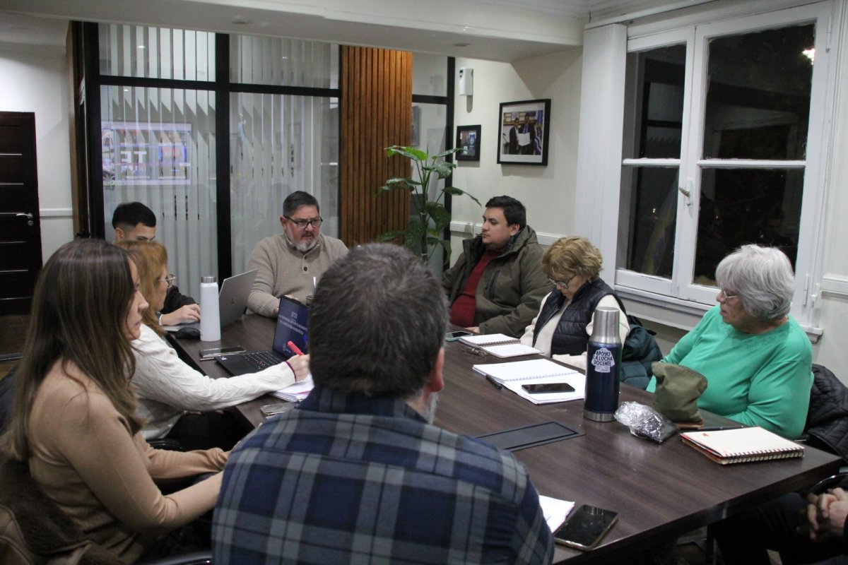 El Gobierno Provincial llevó adelante la primera mesa técnica con ADOSAC
