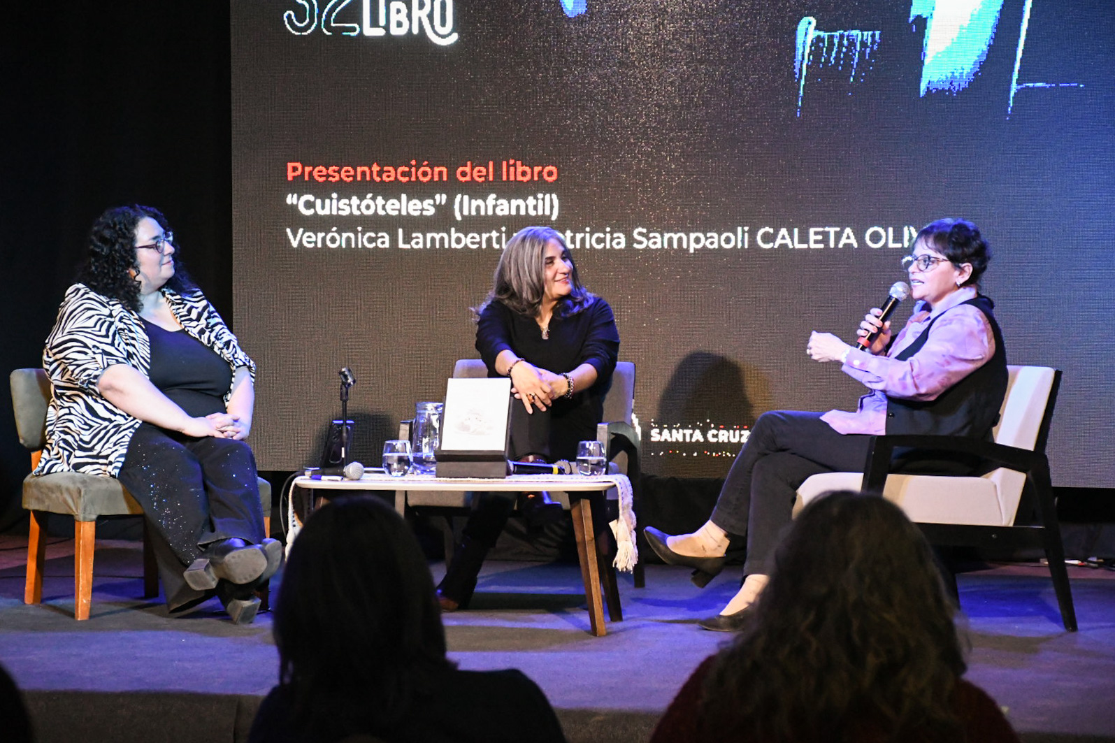 Escritoras santacruceñas brillaron en la Feria del Libro con presentaciones que unieron literatura, poesía y juego