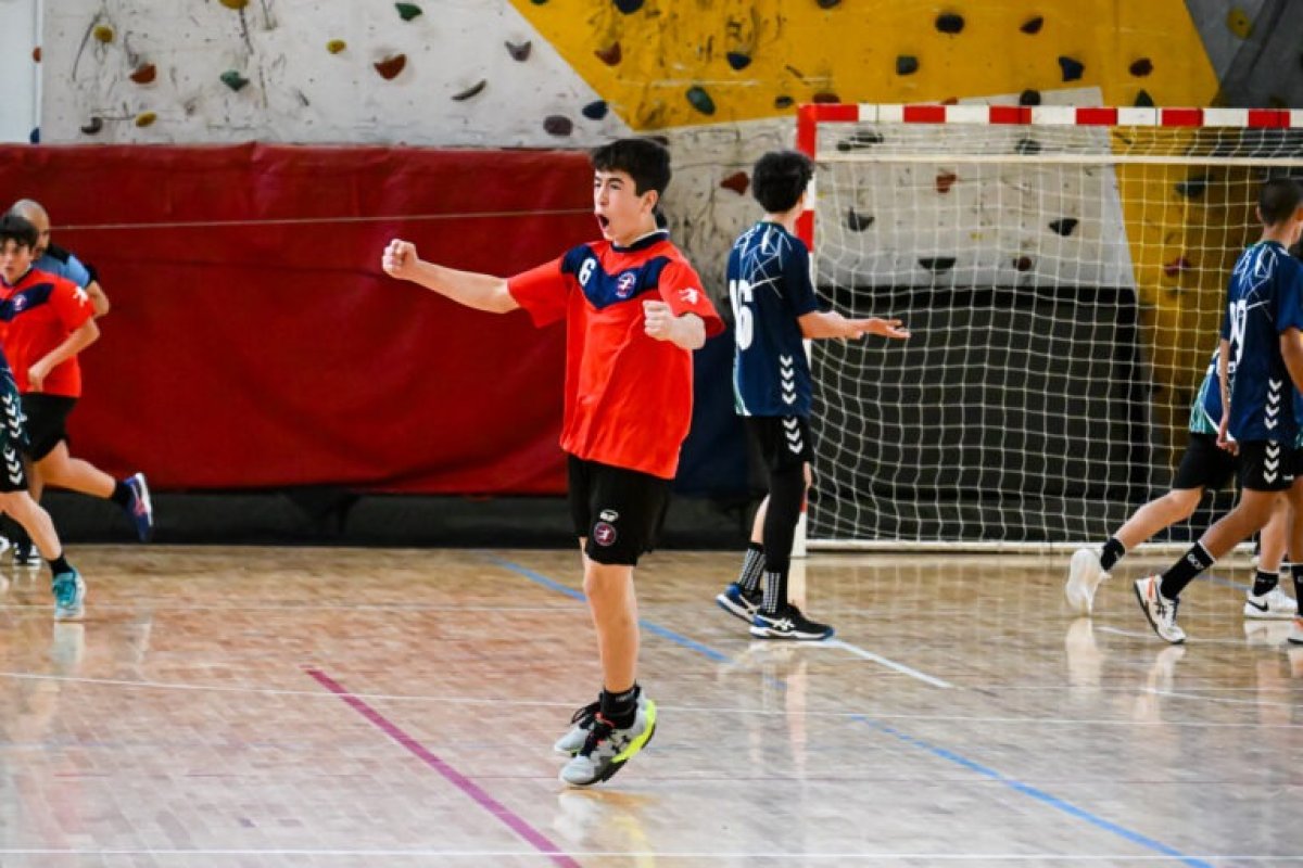 Santa Cruz viaja con sus selecciones de handball y sueña en grande