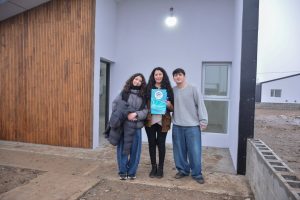 “Las obras se comienzan y las obras se terminan”: Vidal continúa entregando viviendas a familias que esperaron más de 20 años