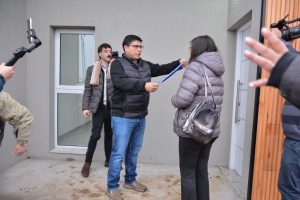 “Las obras se comienzan y las obras se terminan”: Vidal continúa entregando viviendas a familias que esperaron más de 20 años