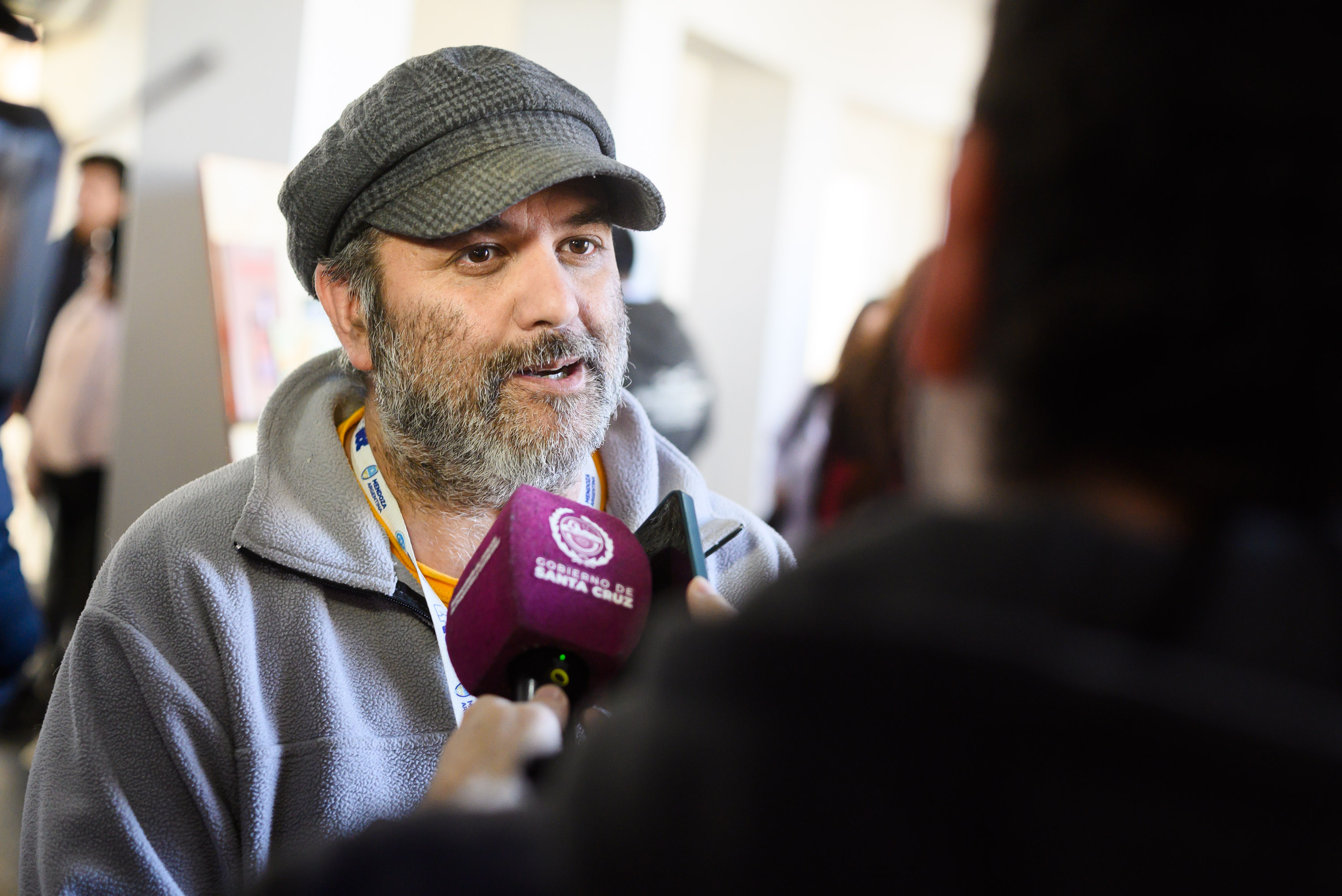 Autismo en la adultez: NeuroDiverso presentó un libro y sus proyectos en la Feria Provincial del Libro
