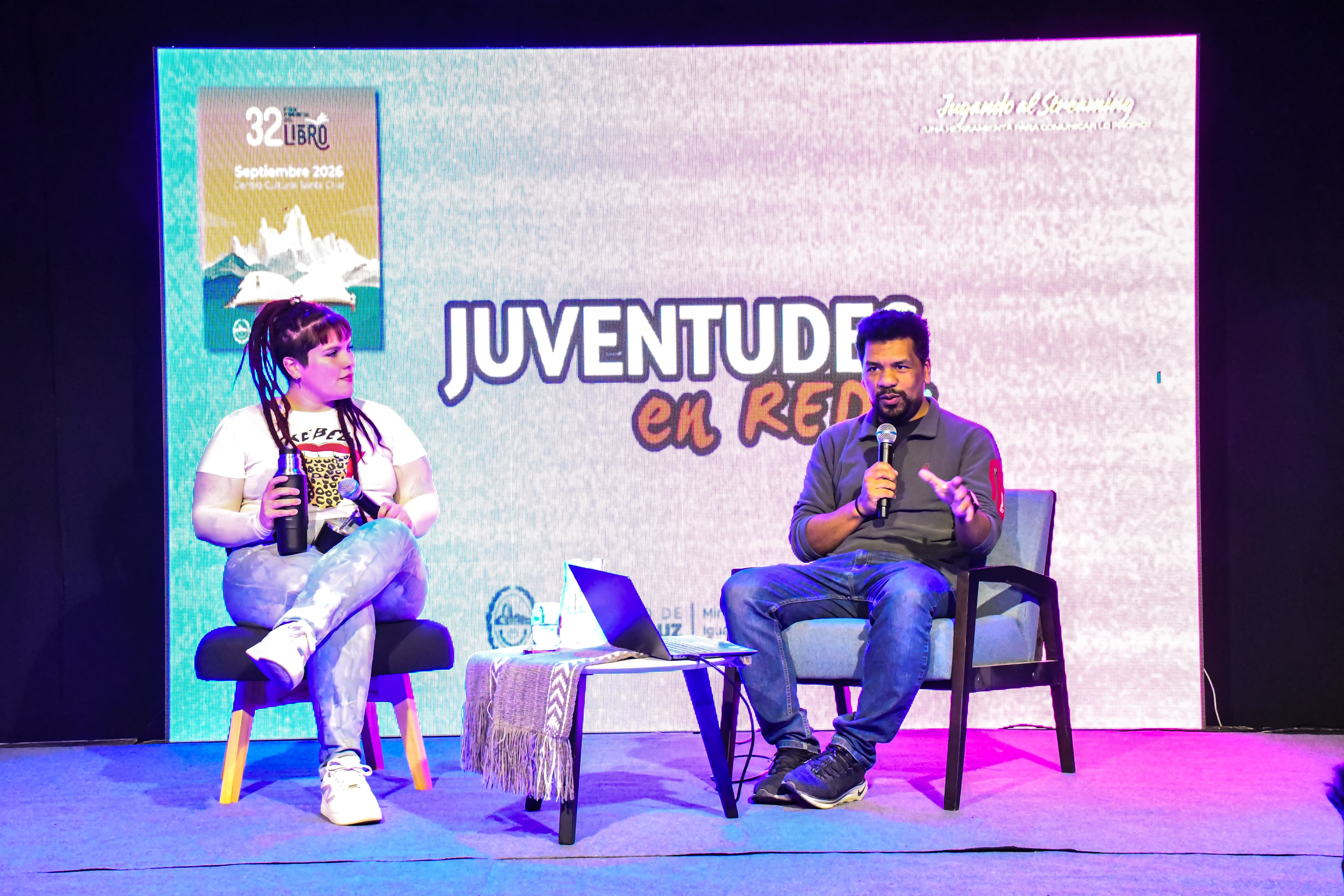 “Jugando al streaming”: Juventudes incorporan herramientas para comunicar lo propio