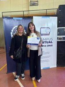 Boggio entregó certificados a agentes públicos durante Viva Barrio en Puerto Deseado