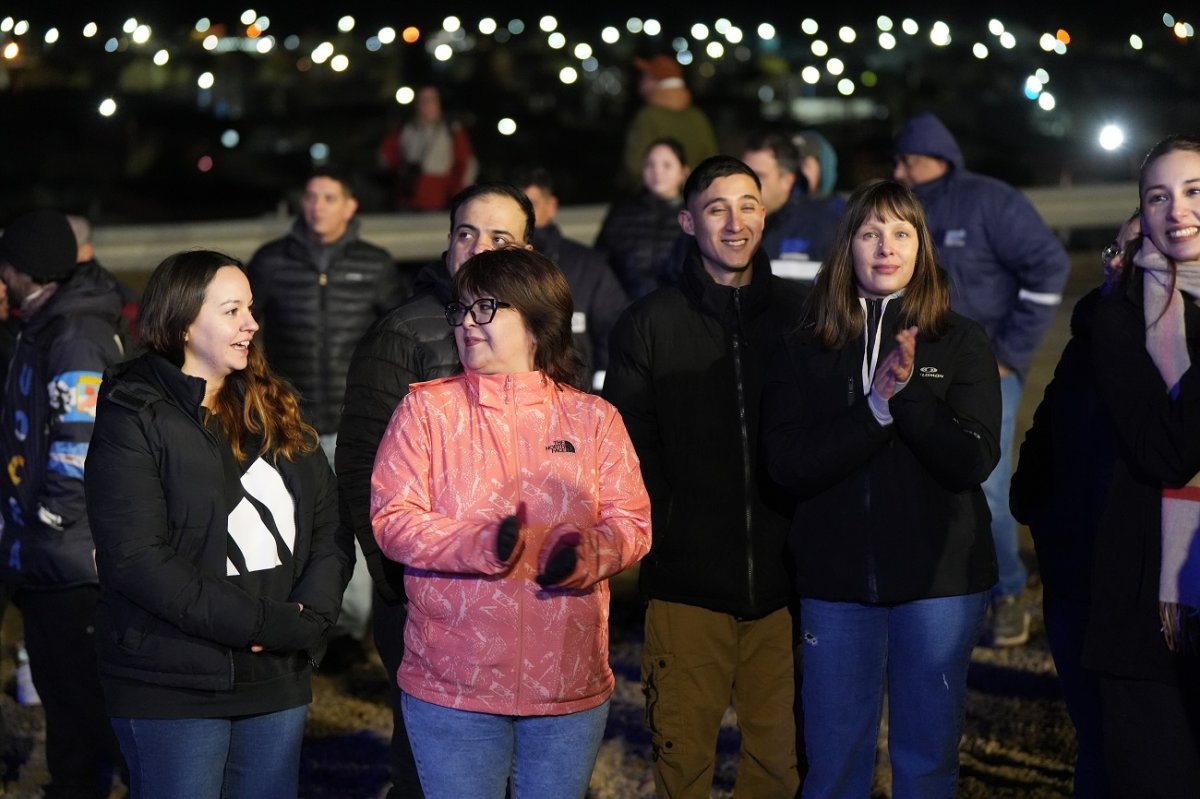 El Gobierno Provincial inauguró 250 luminarias en la Ruta 40 y el Cerro de la Cruz