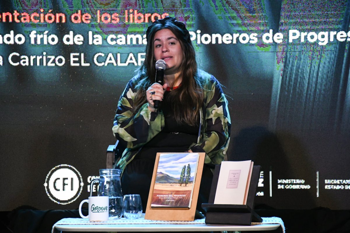 Lucila Carrizo llevó a la Feria del Libro dos historias que hablan de identidad y memoria