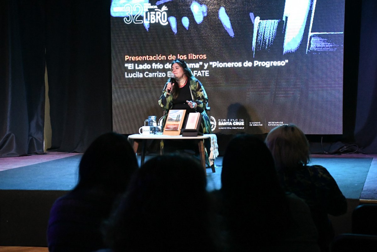 Lucila Carrizo llevó a la Feria del Libro dos historias que hablan de identidad y memoria