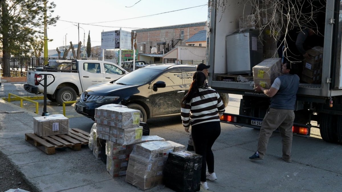 Rasgido encabezó una nueva entrega de equipamiento y recursos en Las Heras