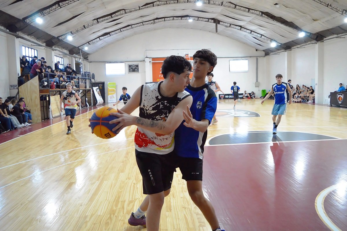 Con gran participación de estudiantes, se desarrolla la 2ª Edición del Torneo Intercolegial "Nadia Voisin"