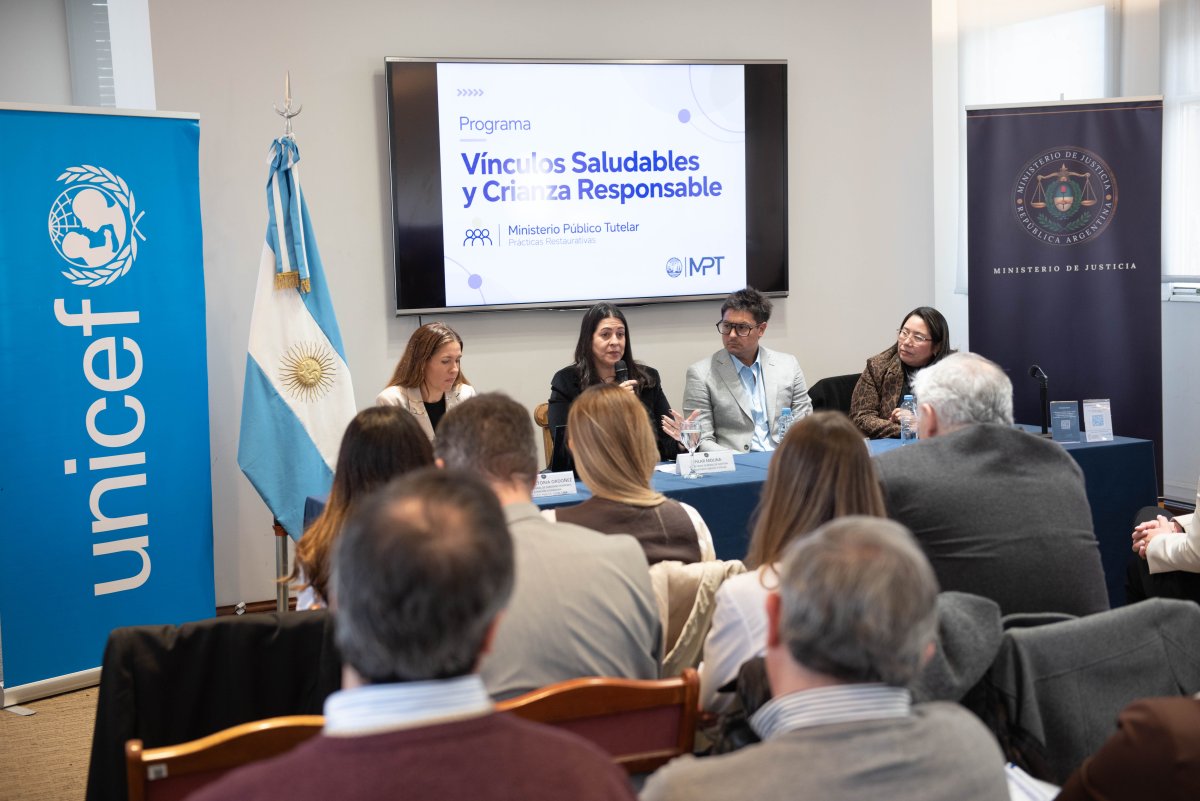 Santa Cruz fortalece estrategias contra las violencias digitales en un foro federal