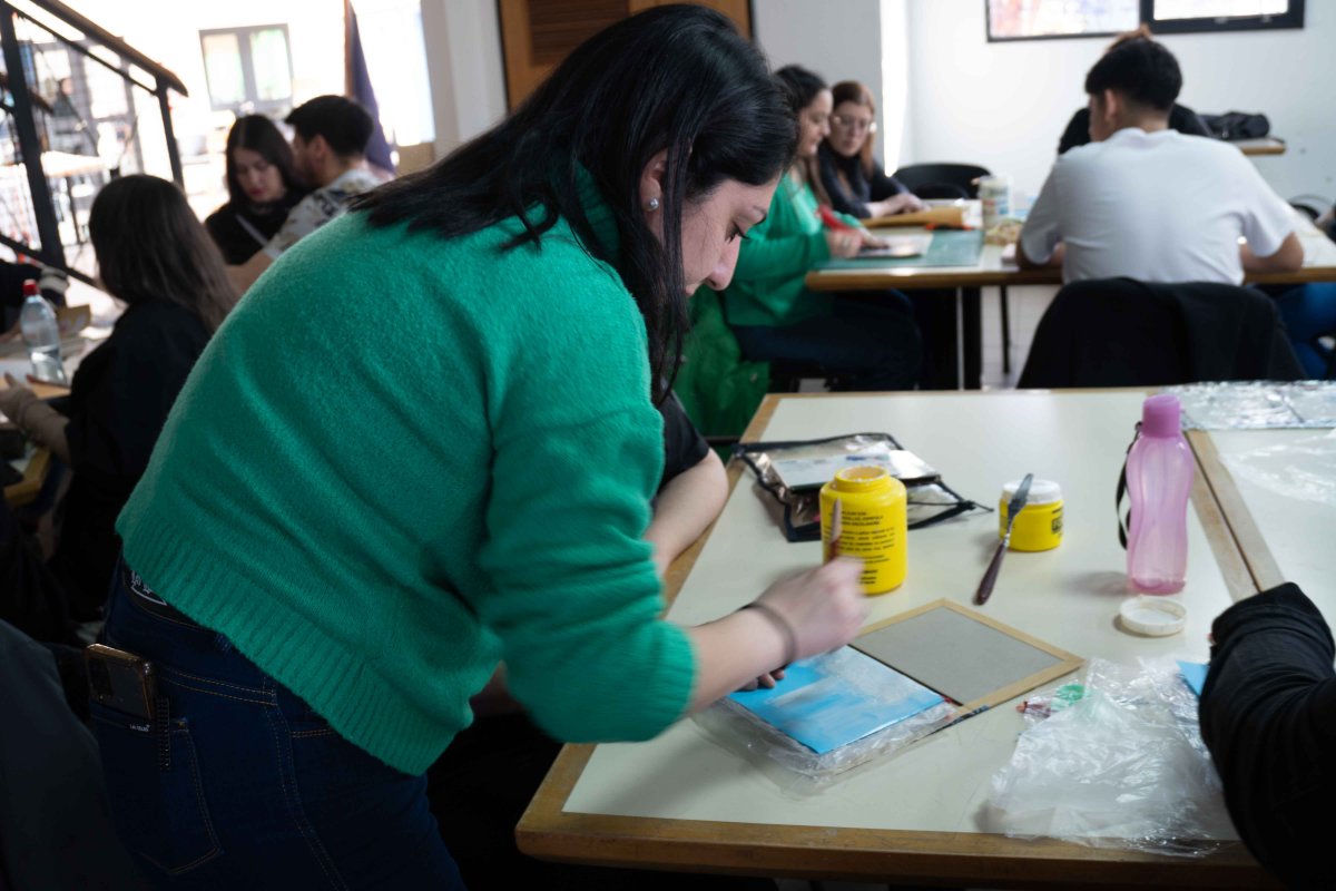 Finalizó el taller de encuadernación en la Feria del Libro con gran participación