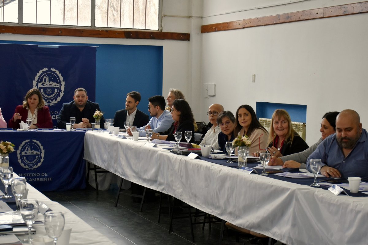 Salud convocó a directores de hospitales para fijar prioridades sanitarias y optimizar la gestión operativa
