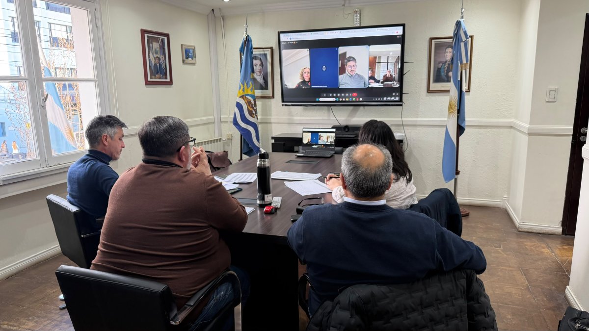Avances con Nación para destrabar viviendas y obras de infraestructura que quedaron inconclusas