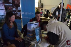 Viva Barrio en Perito Moreno: Producción acerca EmprendeTur y herramientas para potenciar el turismo en Santa Cruz