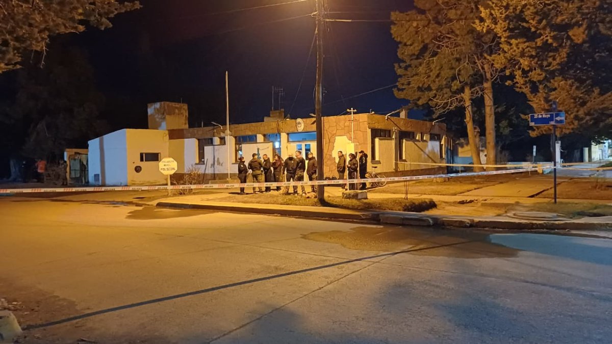 Perito Moreno: detenido incendió su colchón como protesta, causó su muerte y la del compañero de celda