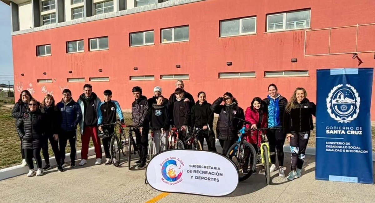Entre el agua, la bicicleta y el esfuerzo: el triatlón ya tiene a sus representantes nacionales