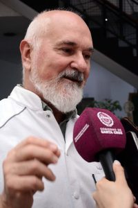 Osvaldo Gross presentó su primer libro dedicado a la pastelería salada