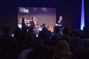 Diego Frenkel cerró la feria con un recorrido musical y personal
