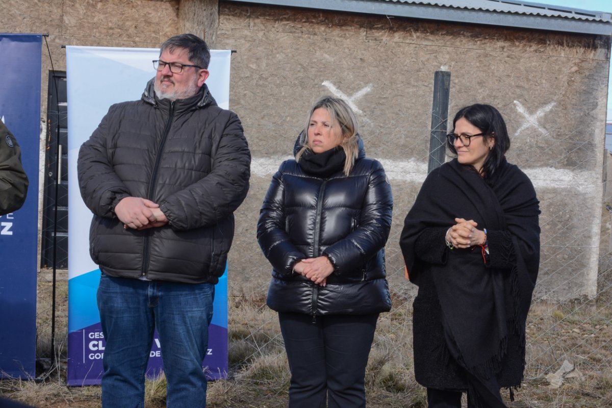 Verbes destacó la inversión en “Habitar Santa Cruz” y aseguró que las primeras viviendas podrán entregarse en 90 a 120 días